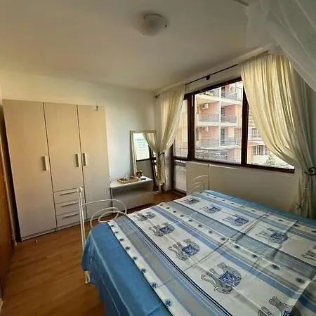 Tania's Apartment