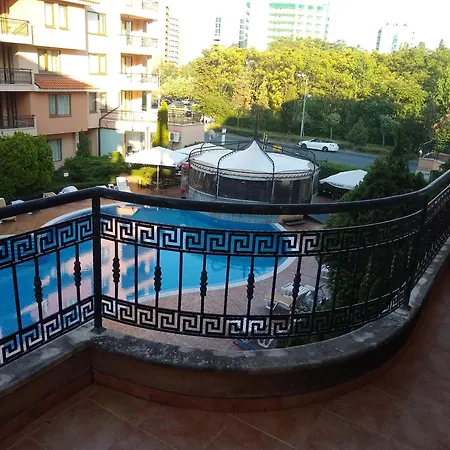 Tania's * Sunny Beach